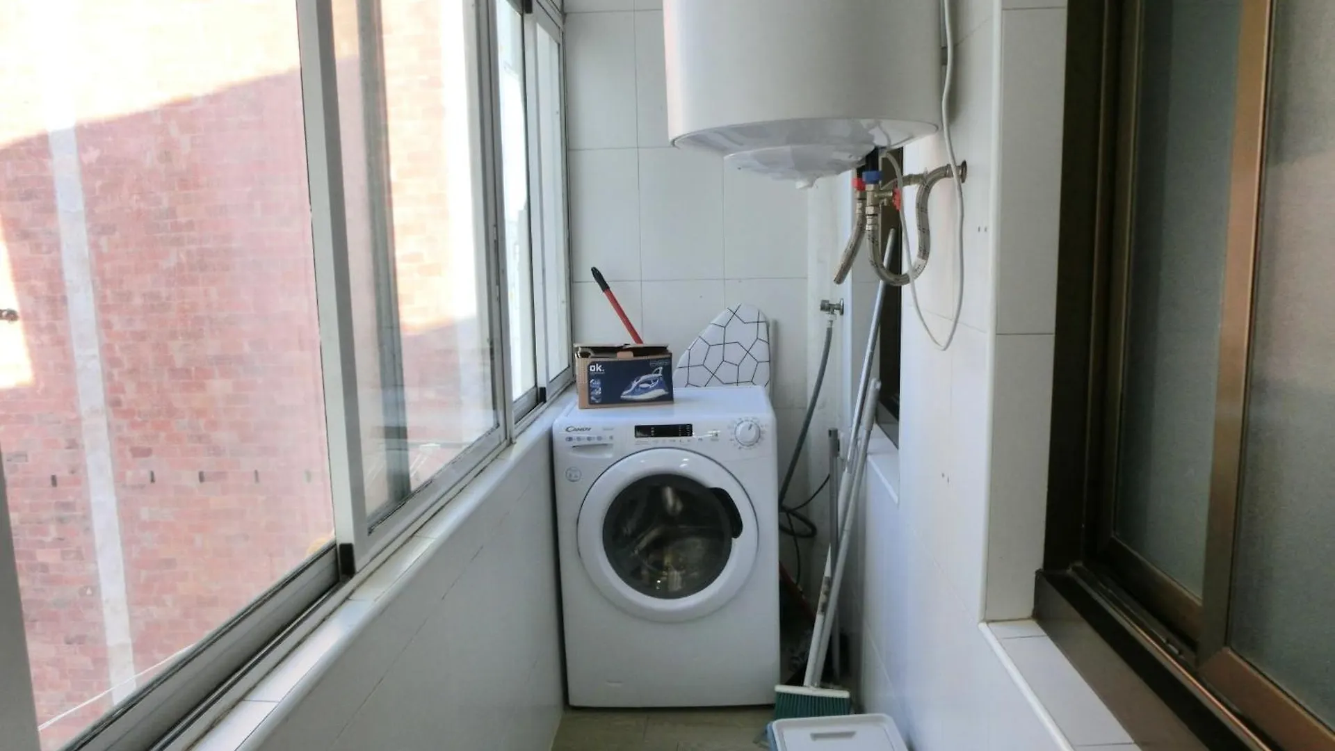Bed & Breakfast Habitacion Privada En Hospitalet L'Hospitalet de Llobregat Spain
