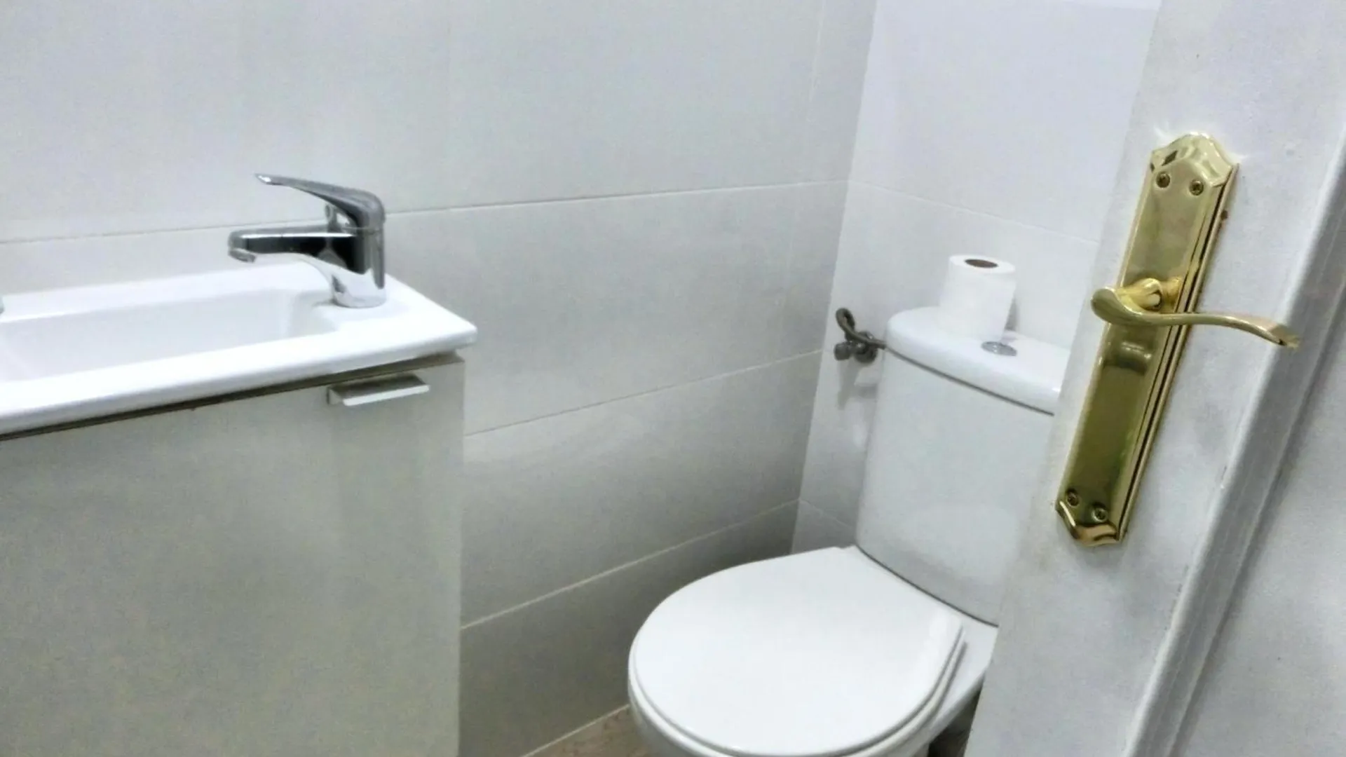 Habitacion Privada En Hospitalet L'Hospitalet de Llobregat Bed & Breakfast