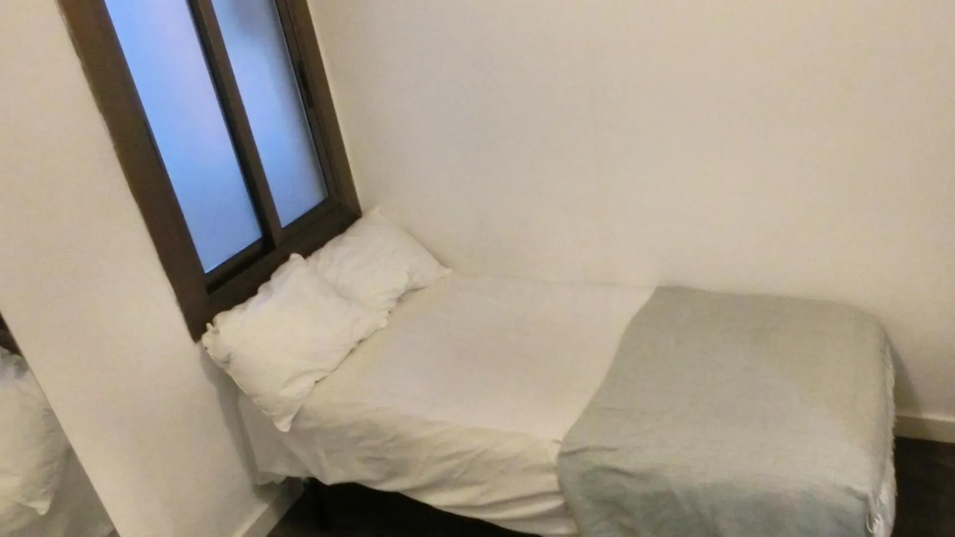 Habitacion Privada En Hospitalet L'Hospitalet de Llobregat Bed & Breakfast